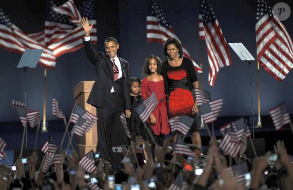 Barack Obama, Sasha Obama, Malia Obama et Michelle Obama à Chicago, le 4 novembre 2008