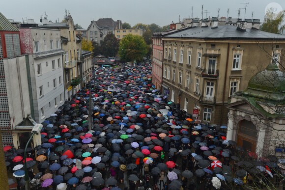 Manifestation en Pologne pour défendre le droit à l'avortement, le 3 octobre 2016.