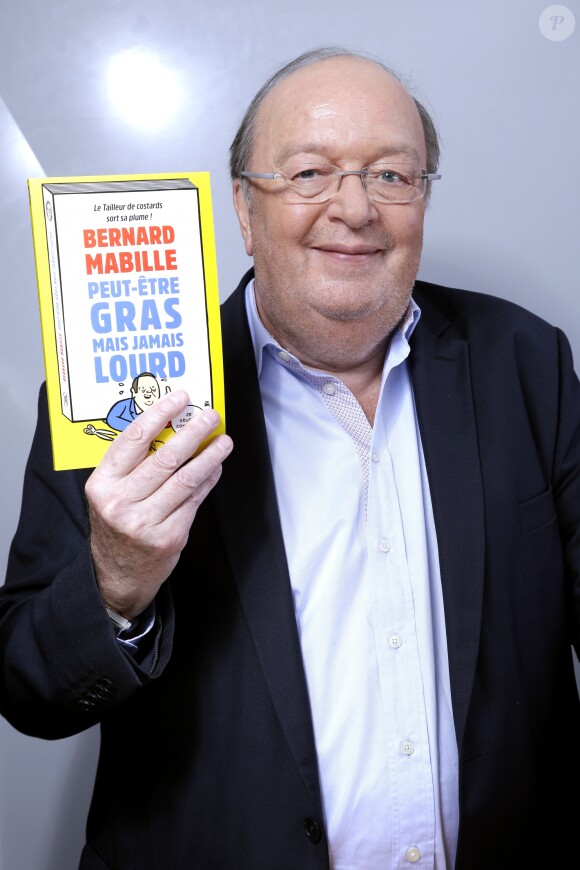 Bernard Mabille assuarnt la promotion de son livre à Paris le 13 janvier 2016.