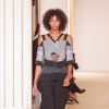 Aiden, la fille du top model Katoucha Niane, défile pour Roland Mouret (collection prêt-à-porter printemps-été 2017) à l'hôtel Potocki. Paris, le 2 octobre 2016.