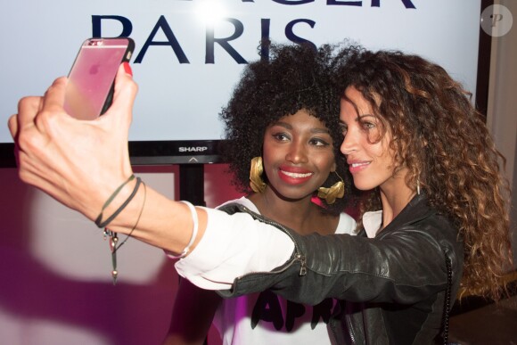 Inna Modja et Noémie Lenoir - Soirée de lancement de la chaîne "ELLE Girl". Paris, le 6 octobre 2016.