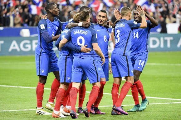 Paul Pogba, Kevin Gameiro, Antoine Griezmann, Dimitri Payet, Layvin Kurzawa et Blaise Matuidi lors du match de qualification pour la Coupe du Monde 2018, "France-Bulgarie" au Stade de France au Saint-Denis, le 7 octobre 2016