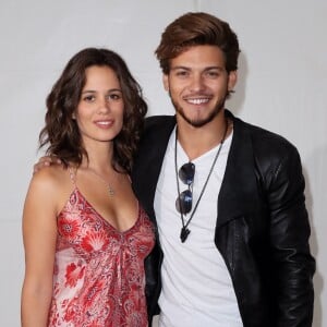 Lucie Lucas et Rayane Bensetti - Photocall du téléfilm "Coup de foudre à Jaïpur" lors du 18ème Festival de la Fiction TV de La Rochelle. Le 16 septembre 2016 © Patrick Bernard / Bestimage