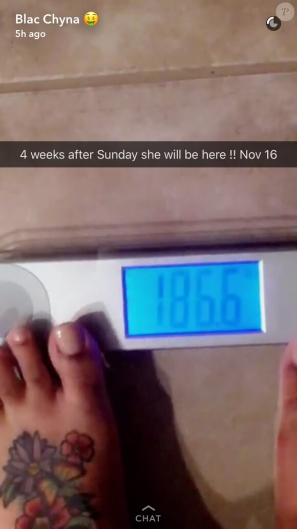 Blac Chyna dévoilant son poids de fin de grossesse sur Snapchat le 11 octobre 2016