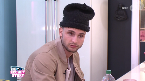 "Secret Story 10" sur NT1. Le 12 octobre 2016.