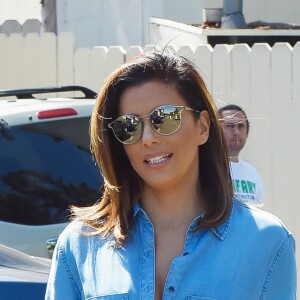 Eva Longoria sort de Cafe Med à West Hollywood, le 15 septembre 2016