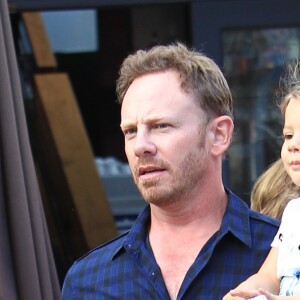 Exclusif - Ian Ziering fait du shopping avec sa fille Penna Ziering à The Grove à Hollywood, le 10 octobre 2016