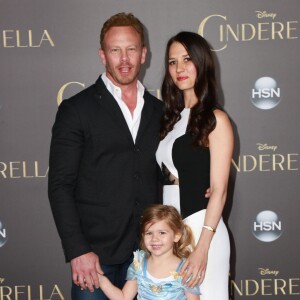 Ian Ziering, sa femme Erin et leur fille Mia à l'Avant-première du film "Cinderella" (Cendrillon) à Hollywood, le 1er mars 2015.