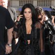 Kim Kardashian, sa mère Kris Jenner et son compagnon Corey Gamble arrivent à un rendez-vous à la maison Balmain mais se trompent et entrent à l'EFAP à Paris le 28 septembre 2016. © Cyril Moreau / Bestimage