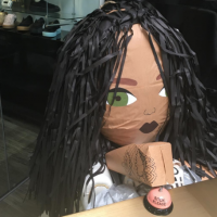 Rihanna caricaturée par ses employés : La popstar réagit avec humour