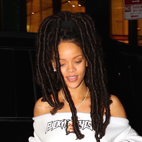 Rihanna arrive à son hôtel à New York, le 5 octobre 2016. © CPA/Bestimage