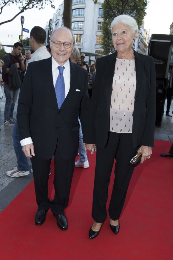 Alain Pompidou et sa femme Nicole lors de l'avant-première du film Cézanne et moi pour la Fondation Pompidou au cinéma UGC Normandie à Paris le 20 septembre 2016. © Olivier Borde/Bestimage