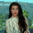 Kourtney Kardashian de passage dans l'émission Today Extra. La vedette de télé-réalité a donné des nouvelles de sa soeur Kim, récemment braquée, non sans avoir d'abord tenté d'éviter la question posée par les journalistes. Vidéo publiée sur Youtube, le 19 octobre 2016