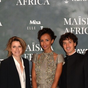 Exclusif - Claude Hugot, guest, Françoise-Marie Santucci (directrice de la rédaction de ELLE), Sonia Rolland, guest et Isabelle Hugot - Soirée des 15 ans de l'association "Maïsha Africa" de Sonia Rolland au Pavillon Cambon à Paris le 19 septembre 2016. © Veeren-Moreau/Bestimage