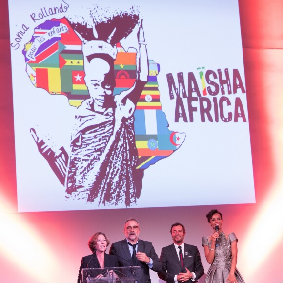 Exclusif -Guest, Antoine Duléry, Bernard Montiel et Sonia Rolland - Soirée des 15 ans de l'association "Maïsha Africa" de Sonia Rolland au Pavillon Cambon à Paris le 19 septembre 2016. © Veeren-Moreau/Bestimage