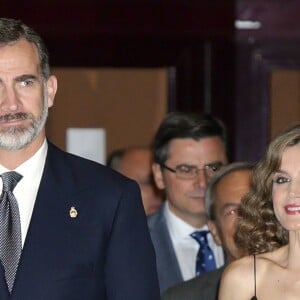 Le roi Felipe VI et la reine Letizia d'Espagne assistaient le 20 octobre 2016 au concert précédant la remise des Prix Princesse des Asturies, à Oviedo.