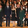 Le roi Felipe VI et la reine Letizia d'Espagne assistaient le 20 octobre 2016 au concert précédant la remise des Prix Princesse des Asturies, à Oviedo.