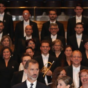 Le roi Felipe VI et la reine Letizia d'Espagne assistaient le 20 octobre 2016 au concert précédant la remise des Prix Princesse des Asturies, à Oviedo.