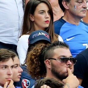 Erika Choperena (compagne d'Antoine Griezmann) lors du match de la finale de l'Euro 2016 Portugal-France au Stade de France à Saint-Denis, France, le 10 juillet 2016.