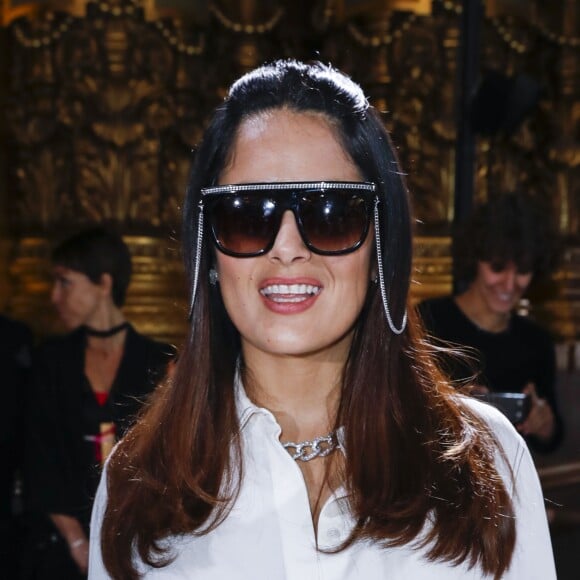 Salma Hayek - People au défilé de mode prêt-à-porter printemps-été 2017 "Stella McCartney" à Paris. Le 3 octobre 2016 © Olivier Borde / Bestimage