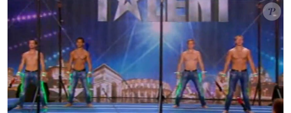 Showproject - "Incroyable Talent 2016" sur M6. Le 1er novembre 2016.