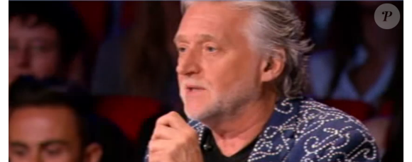 Aliènette bouleverse le jury -"Incroyable Talent 2016" sur M6. Le 1er novembre 2016.