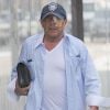 Exclusif - Paul Anka, un pansement sur l'oeil, à la sortie de chez l’ophtalmologue à Beverly Hills, le 2 mars 2016