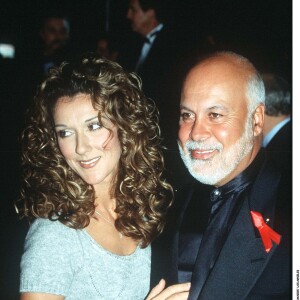 René Angélil et Céline Dion assistente à la cérémonie des People's choice Awards, à Los Angeles, le 9 août 1999.