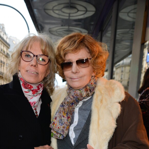 Nadine Trintignant avec sa soeur - People à la projection du film "Un homme et une femme" en version restaurée, pour fêter les 50 ans du film ainsi que les 13 ans de Sophie Dulac Distribution au cinéma L'Arlequin, à Paris, le 6 novembre 2016. © Coadic Guirec/Bestimage