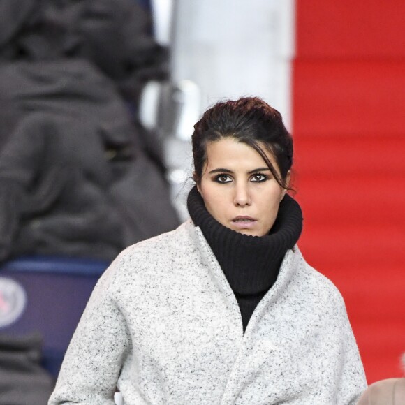 Karine Ferri lors du match PSG-Rennes au Parc des Princes à Paris le 6 novembre 2016 (victoire 4-0 du PSG).