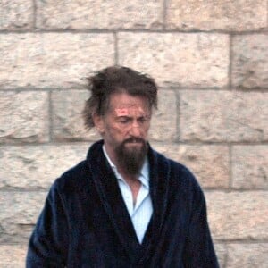 Sean Penn méconnaissable sur le tournage du film 'The Professor and the Madman' à Dublin, le 8 novembre 2016.