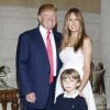 Archives - Donald Trump, sa femme Melania et leur fils Barron au club Mar A Lago à Palm Beach. Le 27 décembre 2009