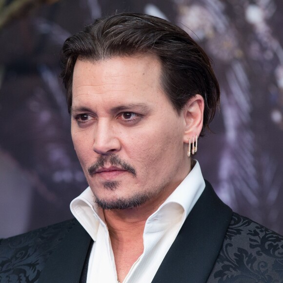 Johnny Depp à la première de Alice Through The Looking Glass European à Odeon Leicester Square à Londres, le 10 mai 2016