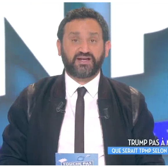 Cyril Hanouna a fait évacuer le plateau de "Touche pas à mon poste" (C8) afin de dénoncer la politique de Donald Trump. Le 9 novembre 2016.