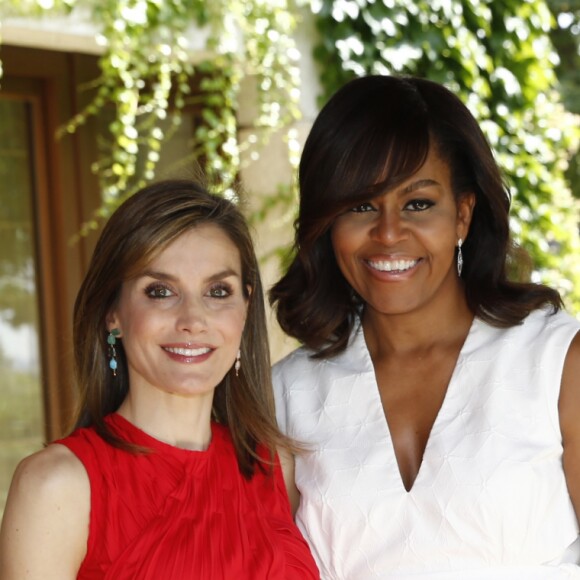 La reine d'Espagne Letizia, reçoit Michelle Obama au palais de la Zarzuela à Madrid, le 30 juin 2016.