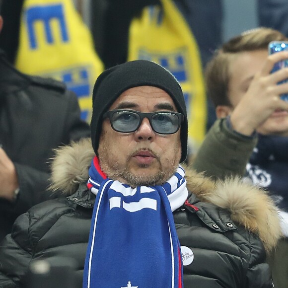 Pascal Obispo et sa femme Julie Hantson pendant le match de qualification de la coupe du monde de football 2018, France contre Suède au Stade de France à Saint-Denis, France, le 11 novembre 2016. © Cyril Moreau/Bestimage