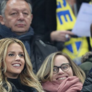 Pascal Obispo et sa femme Julie Hantson - Match de qualification de la coupe du monde de football 2018, France contre Suède au Stade de France à Saint-Denis, France, le 11 novembre 2016. © Cyril Moreau/Bestimage