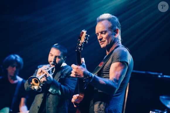 Sting lors du concert de réouverture du Bataclan, le 12 novembre 2016. Photo © Boris Allin