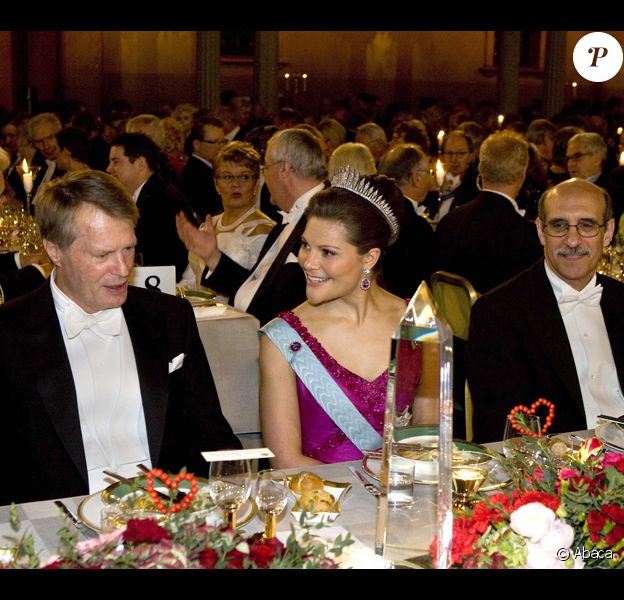 photos claudia cardinale retrouve victoria de suede et la famille royale suedoise au complet pour le sacre de le clezio purepeople