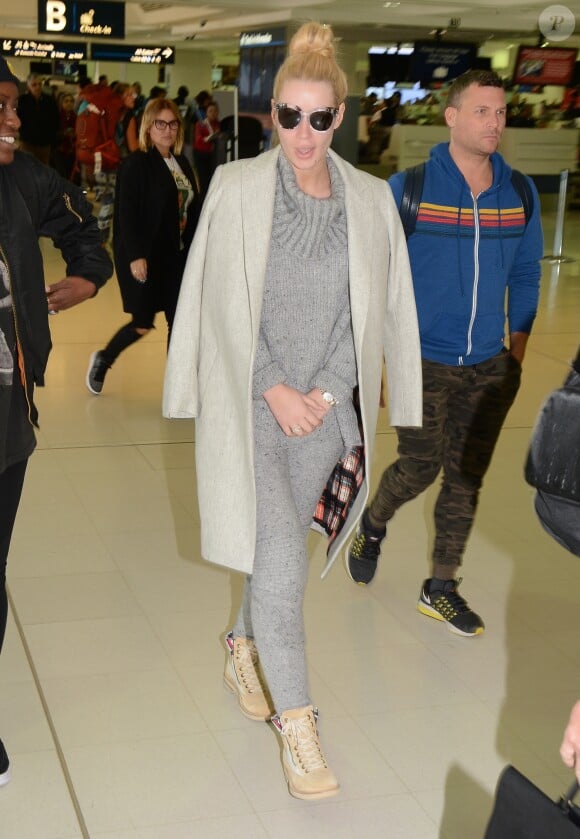 Exclusif - Iggy Azalea arrive à l'aéroport de Sydney, Australie, le juillet 30, 2016.