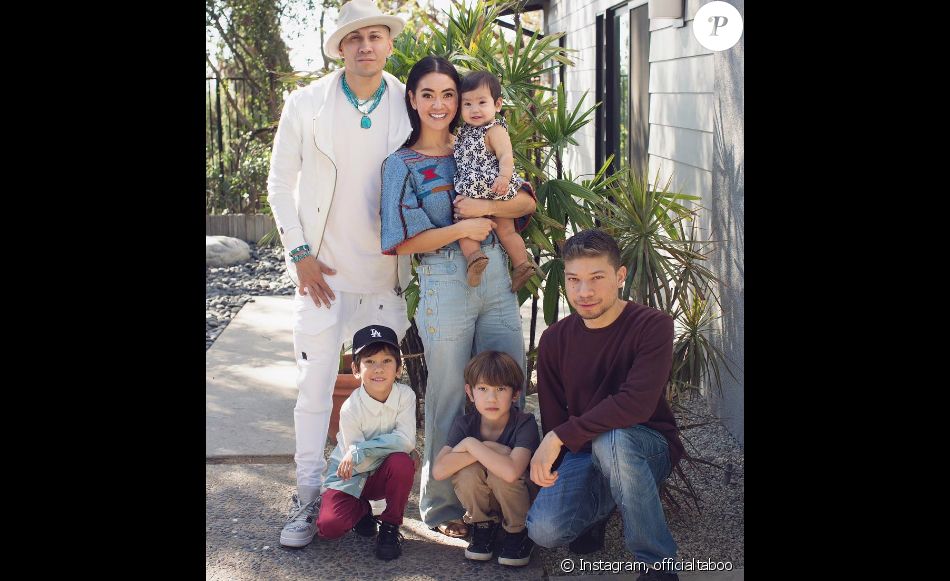 Taboo des Black Eyed Peas a publié une photo de sa famille sur sa page Instagram, le 17 novembre. Il a récement révélé s&#039;être battu contre un cancer des testicules.
