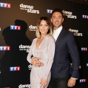 Caroline Receveur et Maxime Dereymez au photocall de l'émission "Danse Avec Les Stars - Saison 7" à Boulogne-Billancourt, le 28 septembre 2016.
