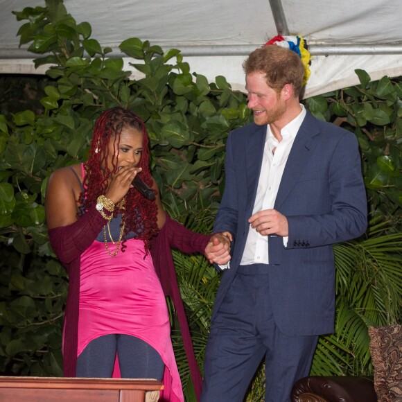 Le prince Harry lors d'une réception organisée par le premier ministre à Antigua, à l'occasion de son voyage officiel de 15 jours dans les Caraïbes. Le 21 novembre 2016  21 November 2016. Prince Harry attends an official function with the Prime Minister of Antigua, Gaston Browne, during his tour of the Caribbean21/11/2016 - 