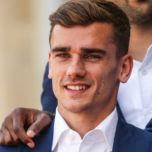 Antoine Griezmann - François Hollande reçoit l'équipe de France de football après la défaite en finale de l'Euro contre le Portugal au Palais de l'Elysée à Paris le 11 juillet 2016. © Cyril Moreau/Bestimage