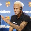 Le footballeur Neymar en promotion pour Gillette à Barcelone le 15 septembre 2016.
