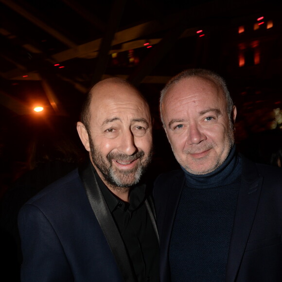 Exclusif - Kad Merad et Olivier Baroux lors du dîner de la fondation ARC au restaurant de l'hôtel The Peninsula à Paris le 10 octobre 2016. Photos : © Rachid Bellak / Bestimage