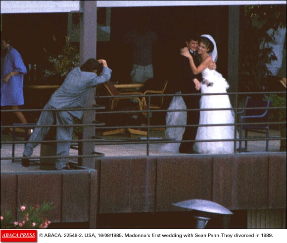 Mariage de Sean Penn et Madonna. Août 1985.