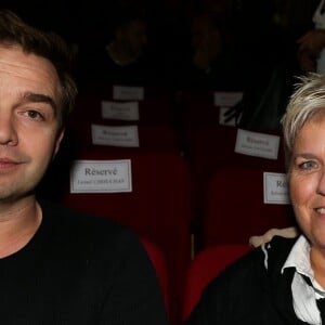 Jean-Philippe Lemonnier et Mimie Mathy lors de la réception organisée en l'honneur de l'entrée de Nikos Aliagas au musée Grévin. Paris, le 7 décembre 2016.