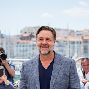 Russell Crowe sur le Photocall du film "The Nice Guys" lors du 69ème Festival International du Film de Cannes. Le 15 mai 2016 © Borde-Moreau / Bestimage