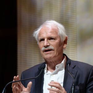 Exclusif - Yann Arthus-Bertrand - Soirée de la 9ème édition des "Positive Planet Awards" à la Fondation Louis Vuitton, Paris le 7 décembre 2016. © Rachid Bellak/Bestimage